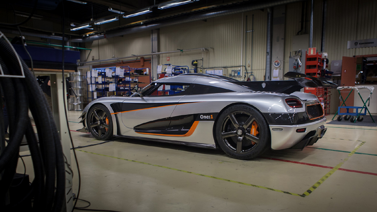 Η Koenigsegg παρακολουθεί όλα τα αυτοκίνητα των πελατών!